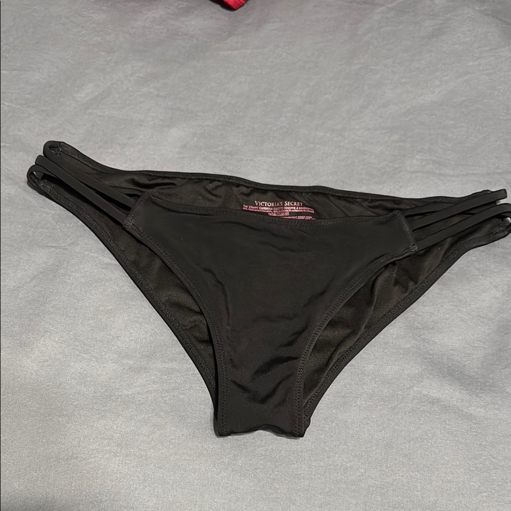 NWOT Victoria's Secret Black Classic Bikini